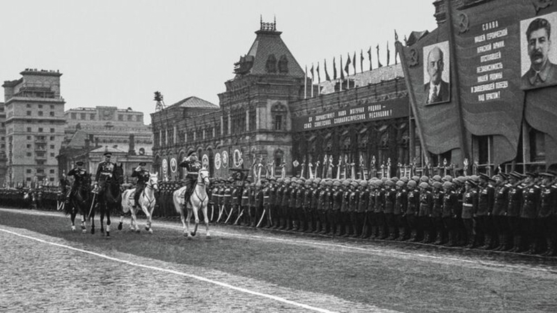 80 лет со дня проведения Парада Победы